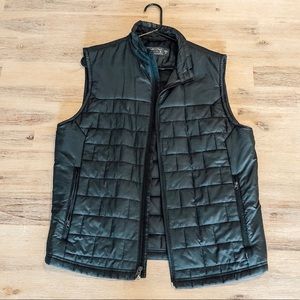 Thin Puffer Vest from Abercrombie & Fitch◼️